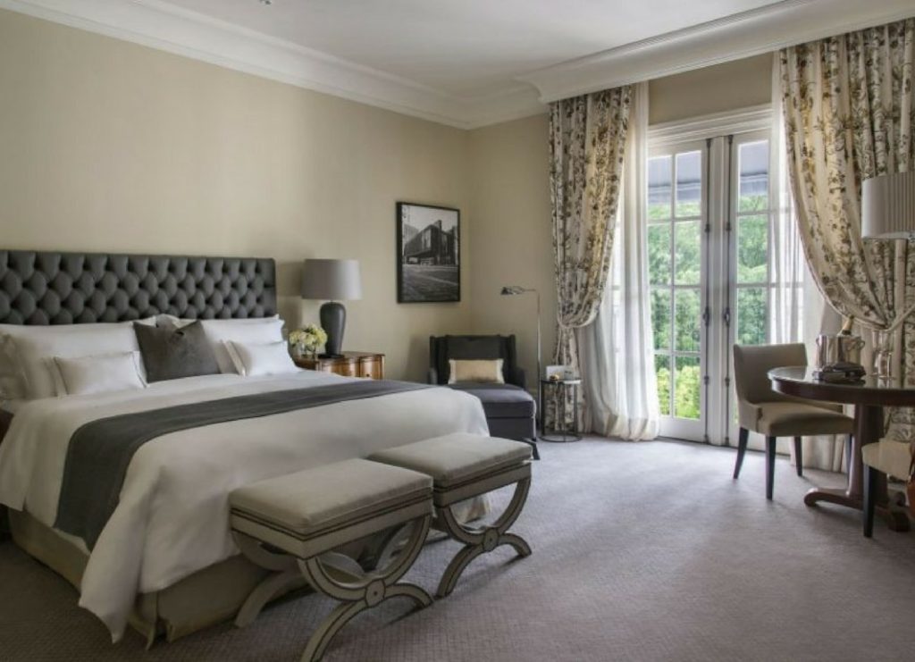 Iluminação em Hotéis